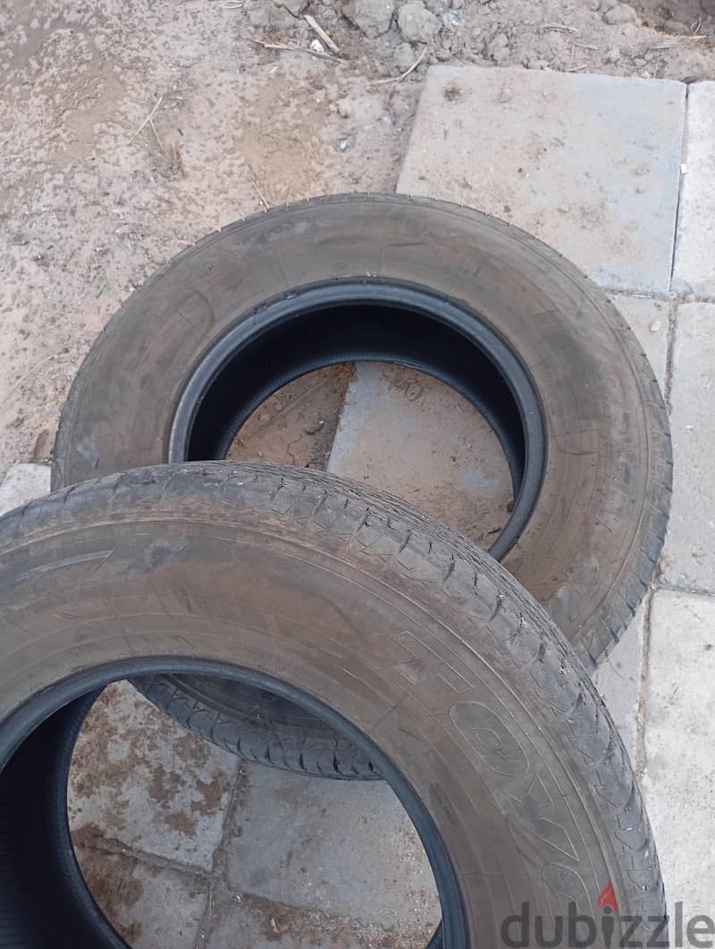 265/70R17 toyo tayr made in japan good condition 2