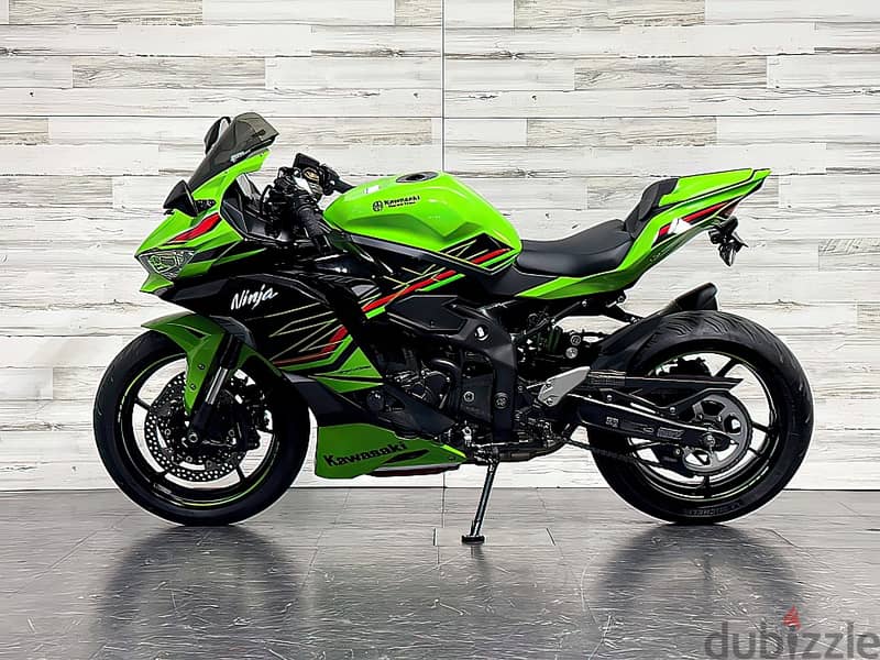 2023 Kawasaki Ninja ZX-4RR KRT available +44 7507 647630 1