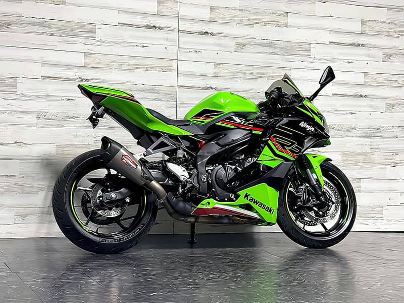 2023 Kawasaki Ninja ZX-4RR KRT available +44 7507 647630 3