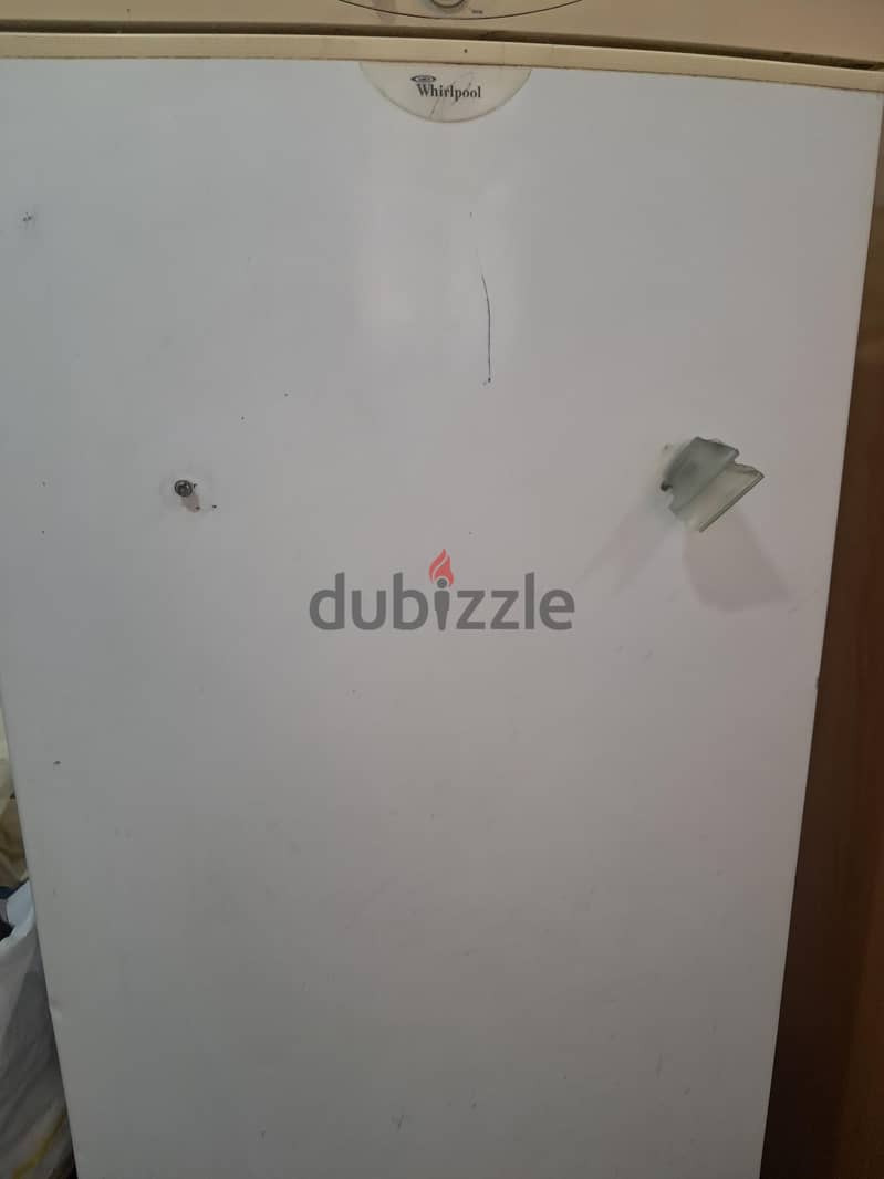 فريزر للبيع ٦درج  whirpool freezer condition excellent 3