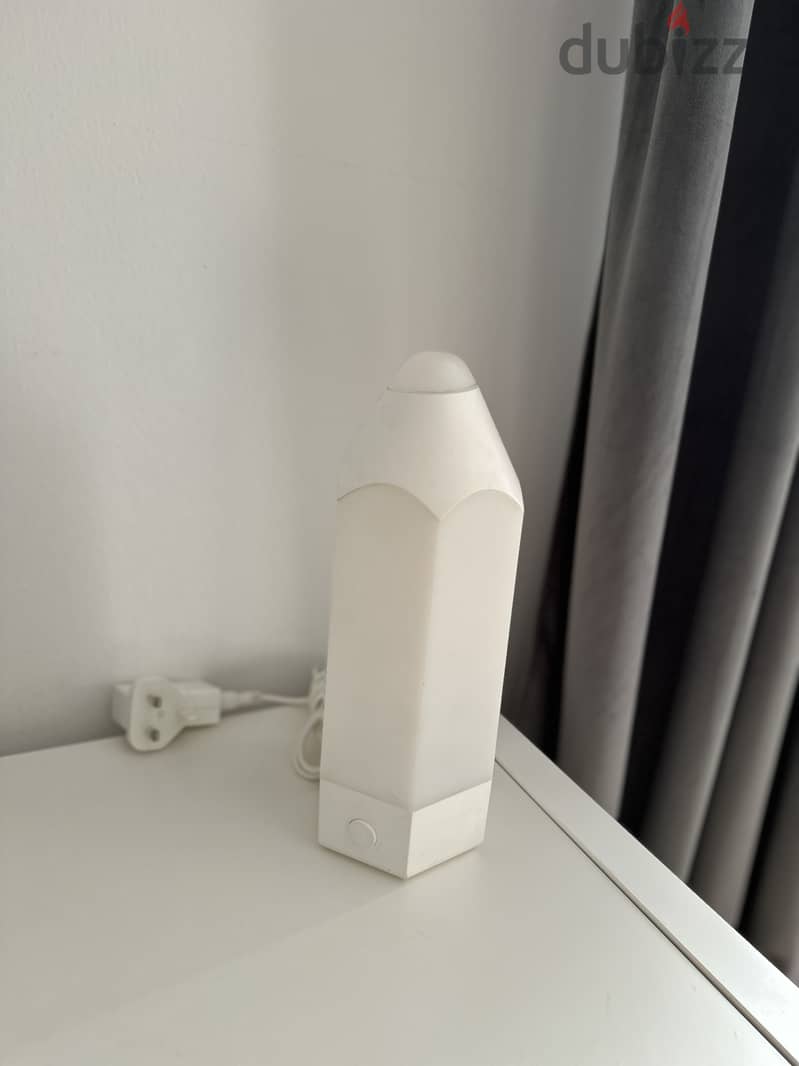 LED table lamp, multicolour, Ikea PELARBOJ 1