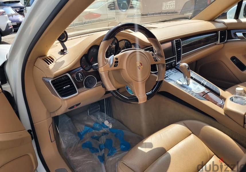 Porsche Panamera 2015 8