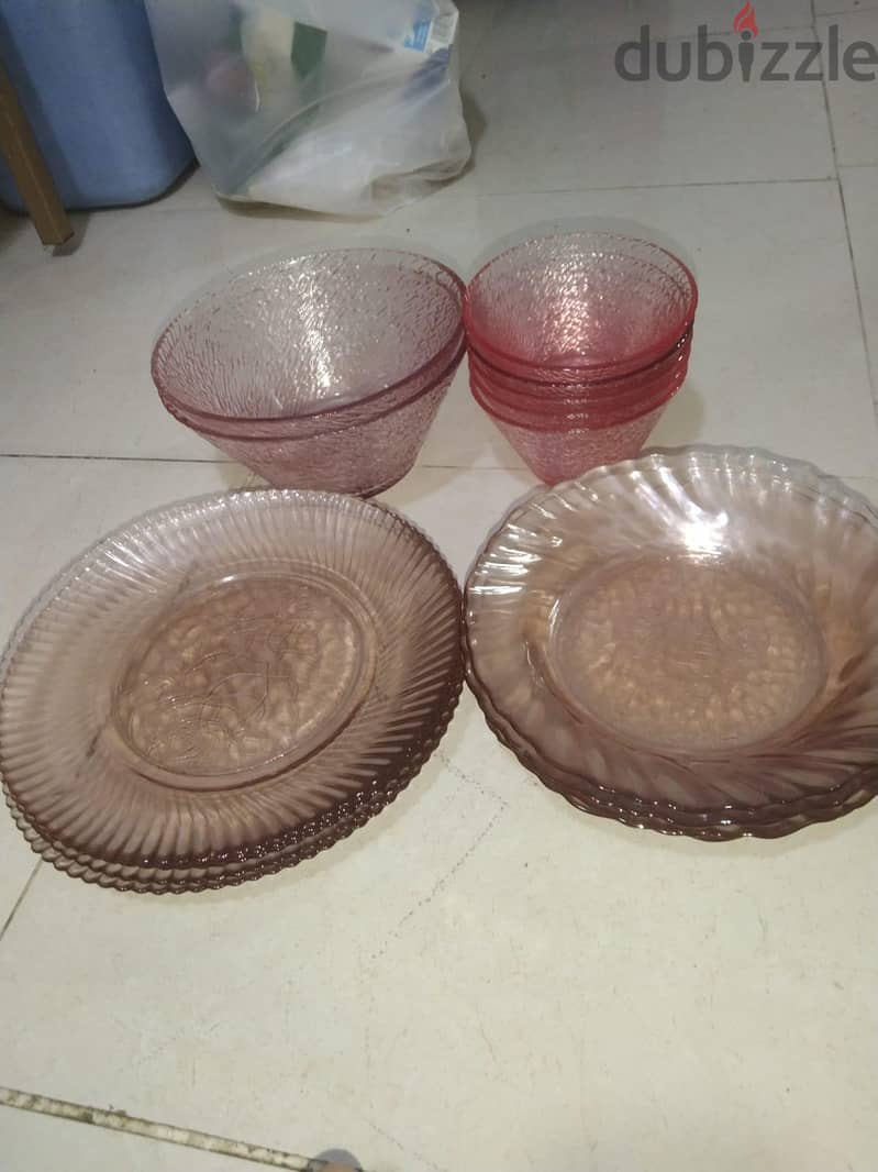 glass plats and bowls 4