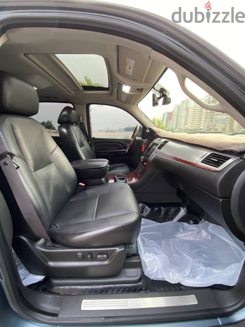 Cadillac Escalade 2008 16