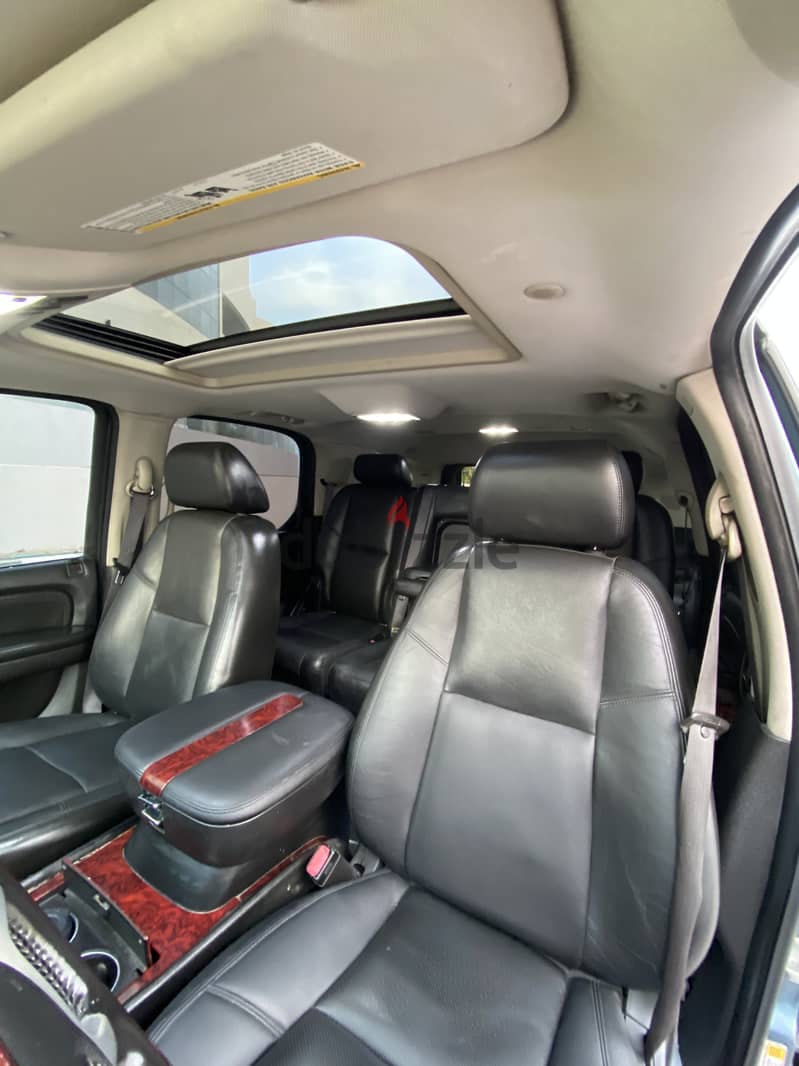 Cadillac Escalade 2008 17
