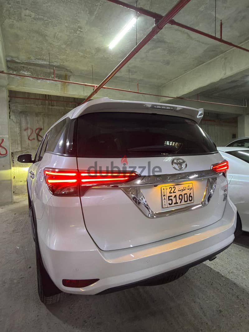 Toyota Fortuner 2024 2