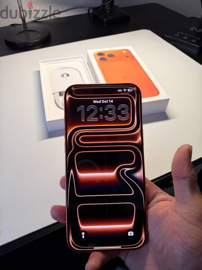 Apple iPhone 17 Pro Max Orange Unlocked (Perfect Condition) 3
