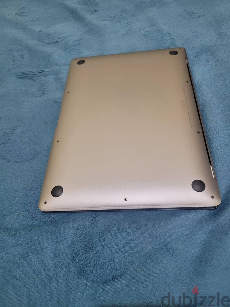 MacBook Air 13" M1,2020 M1, 2020 2