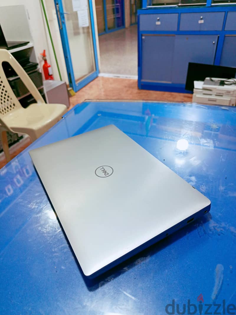 Dsll Latitude 7410 i7 8th gen 3