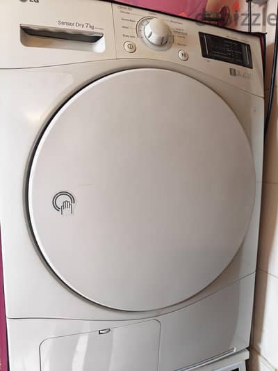 LG dryer 7 Kg