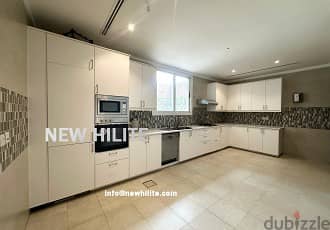 Luxury 5-Bedroom Penthouse for Rent in Salmiya, Kuwait 13