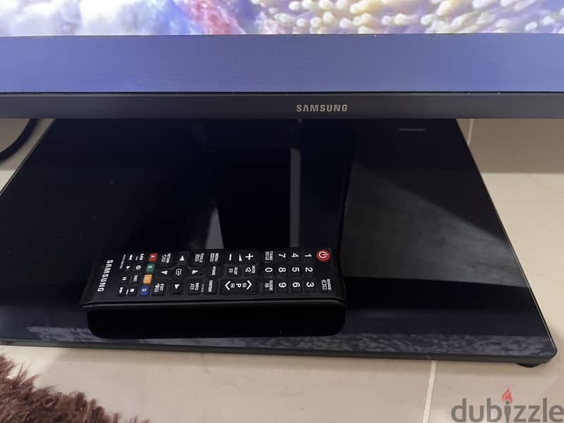 Led Samsung 32 inch screen mirror available 6