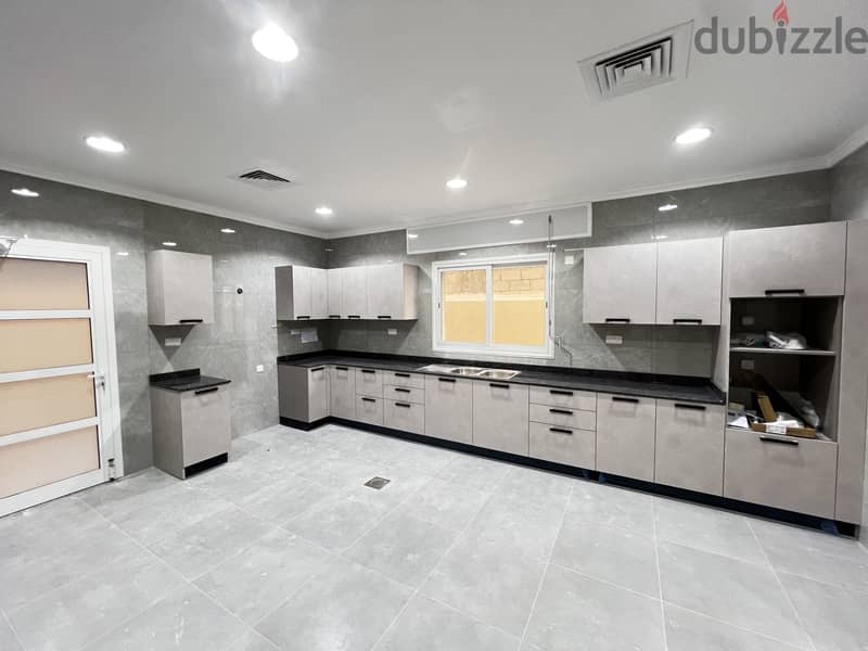 فرصة استثنائية للسكن الراقي في المطلاع (N11) 11