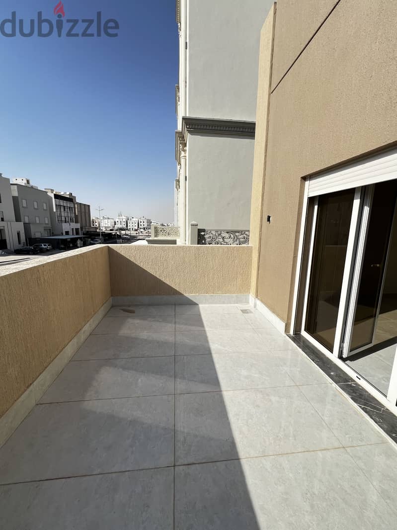 فرصة استثنائية للسكن الراقي في المطلاع (N11) 13