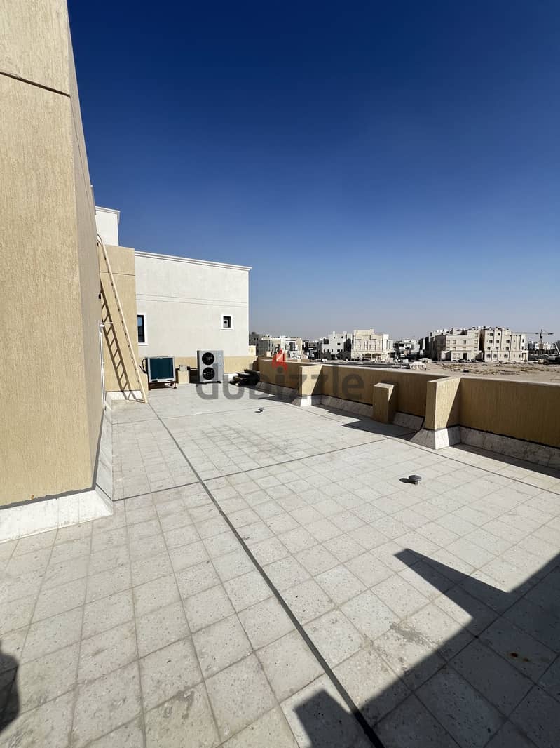 فرصة استثنائية للسكن الراقي في المطلاع (N11) 14