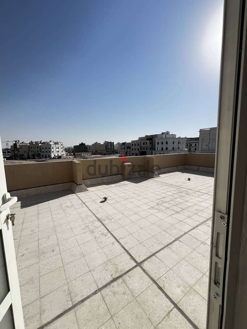 فرصة استثنائية للسكن الراقي في المطلاع (N11) 15