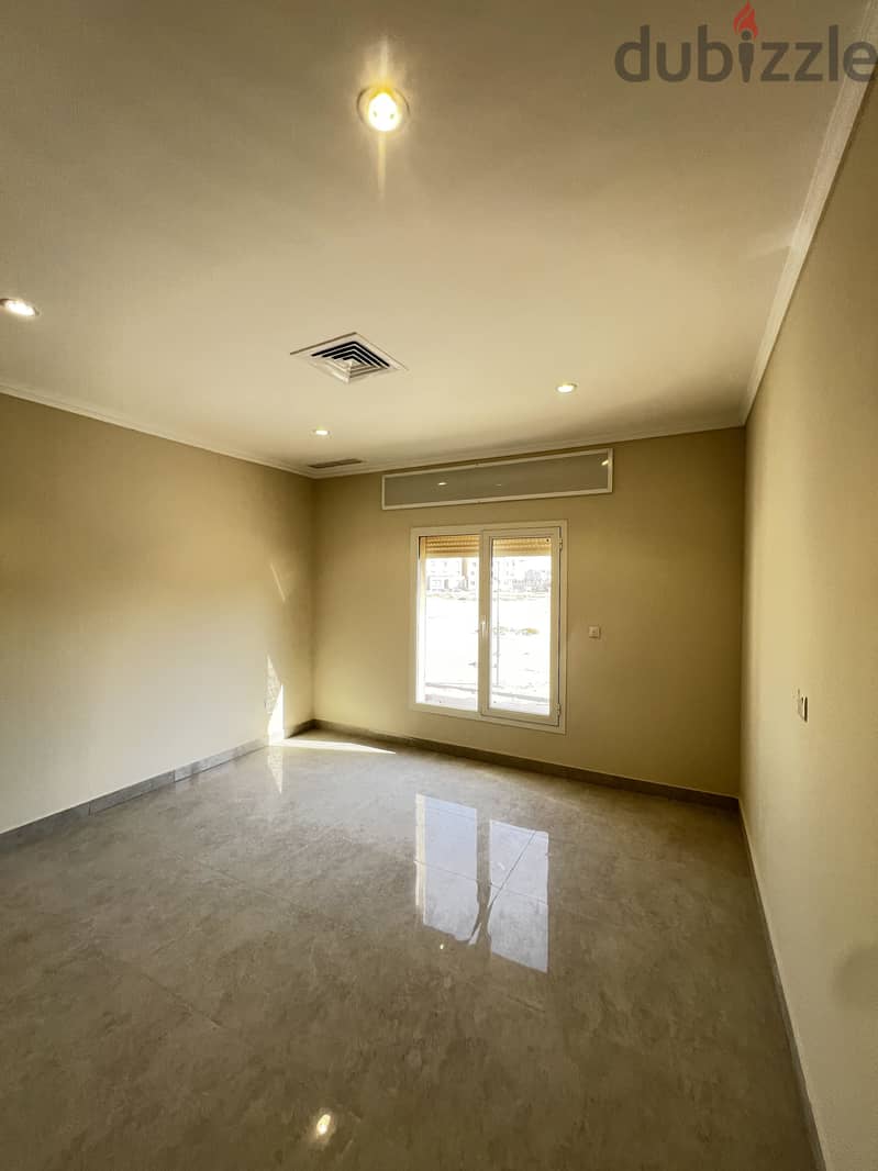 فرصة استثنائية للسكن الراقي في المطلاع (N11) 17