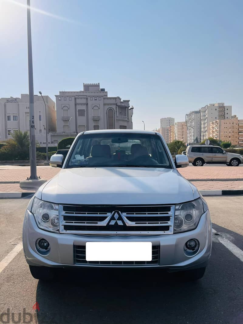 Mitsubishi Pajero 2010 3