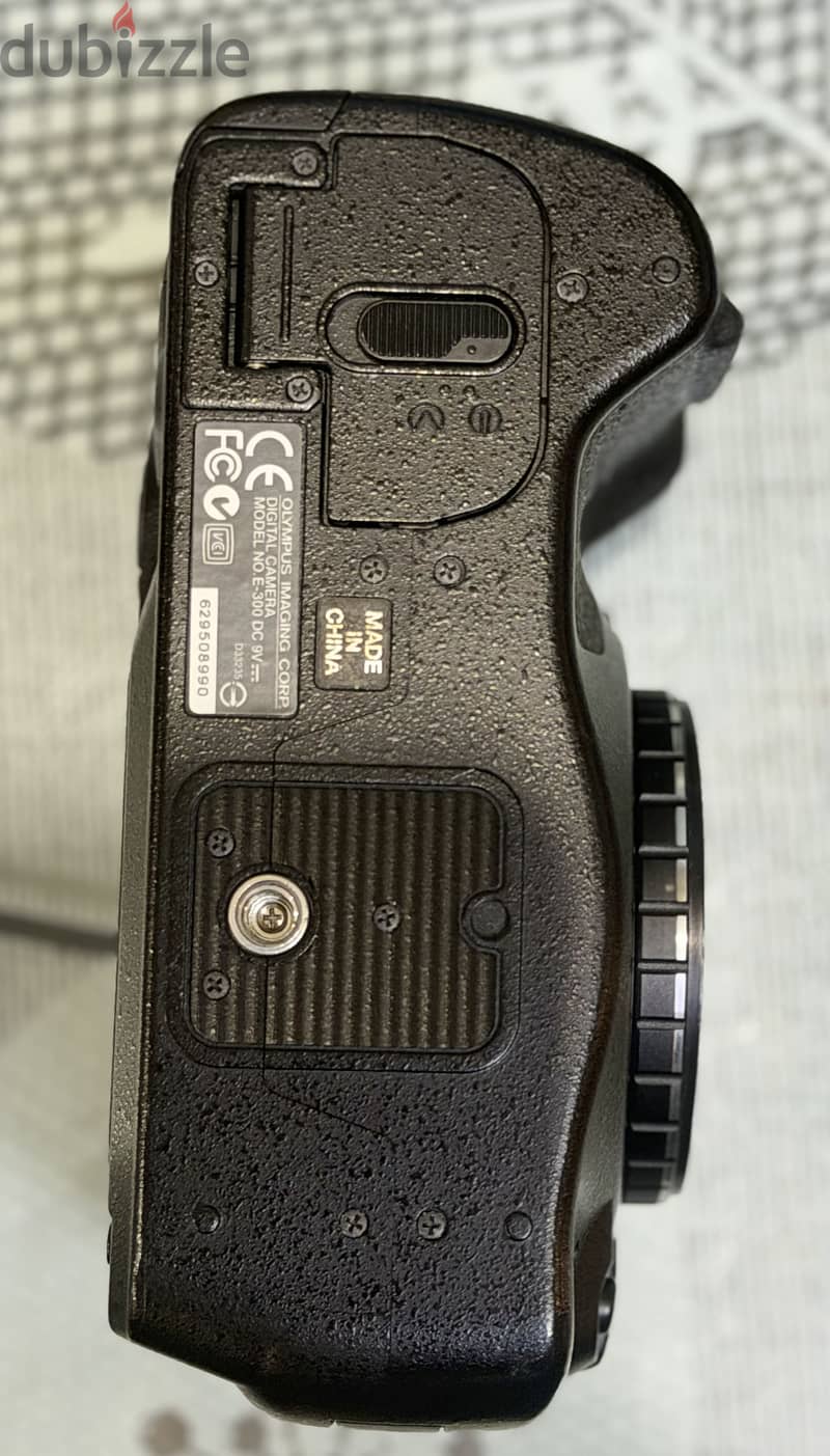Olympus E-300 Evolt 8.0 MP Digital SWR Camera Body 3