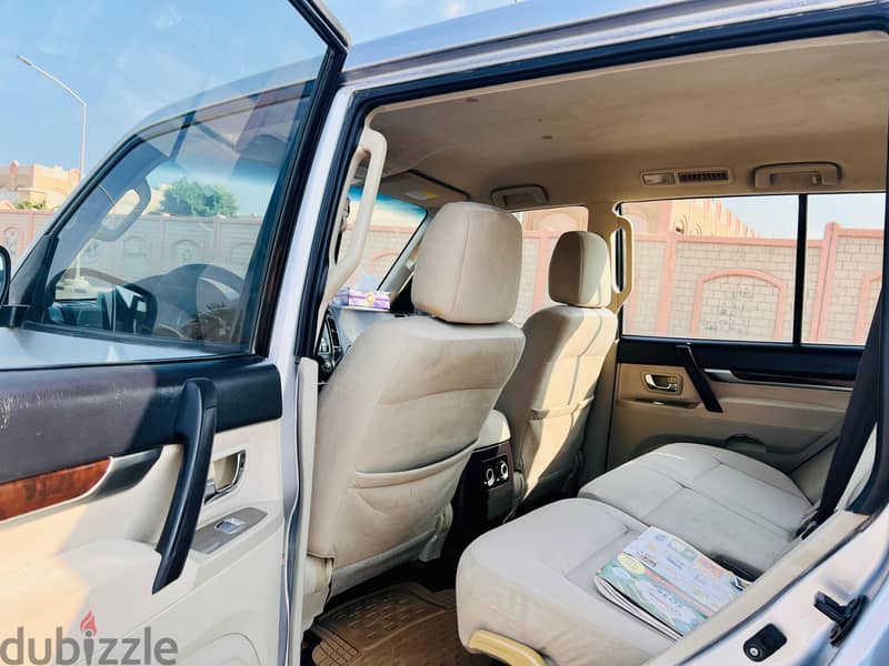 Mitsubishi Pajero 2010 2