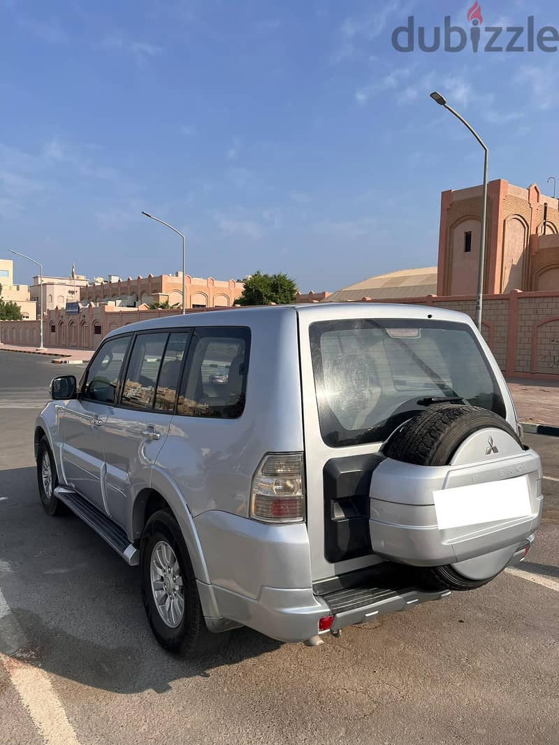 Mitsubishi Pajero 2010 7