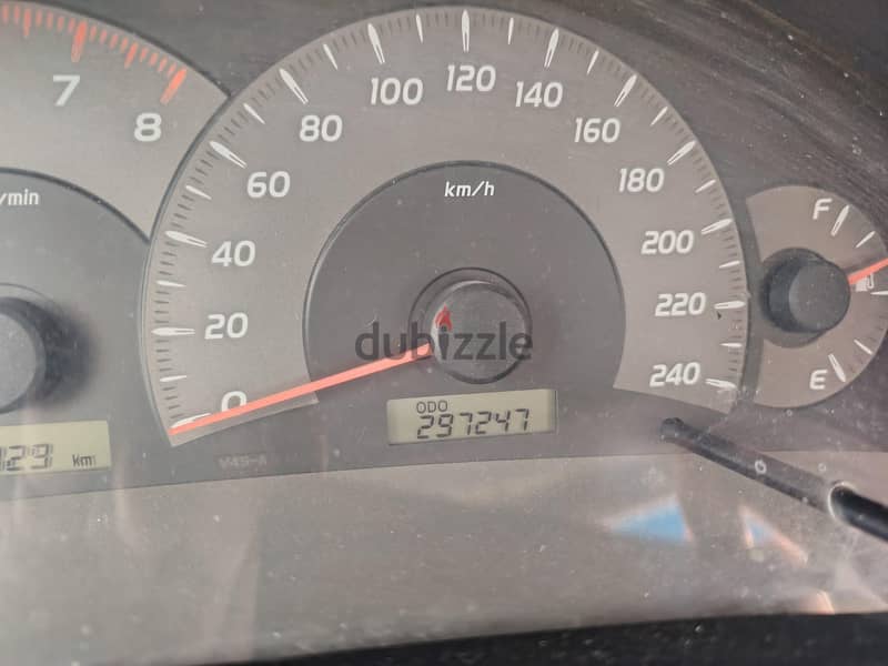 Toyota Camry 2011, in good condition 750 kd negotiable 2