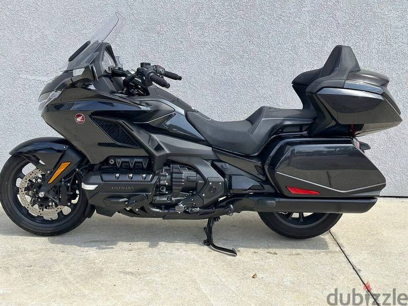 2021 Honda Goldwing Tour DCT automatic transmission available 1