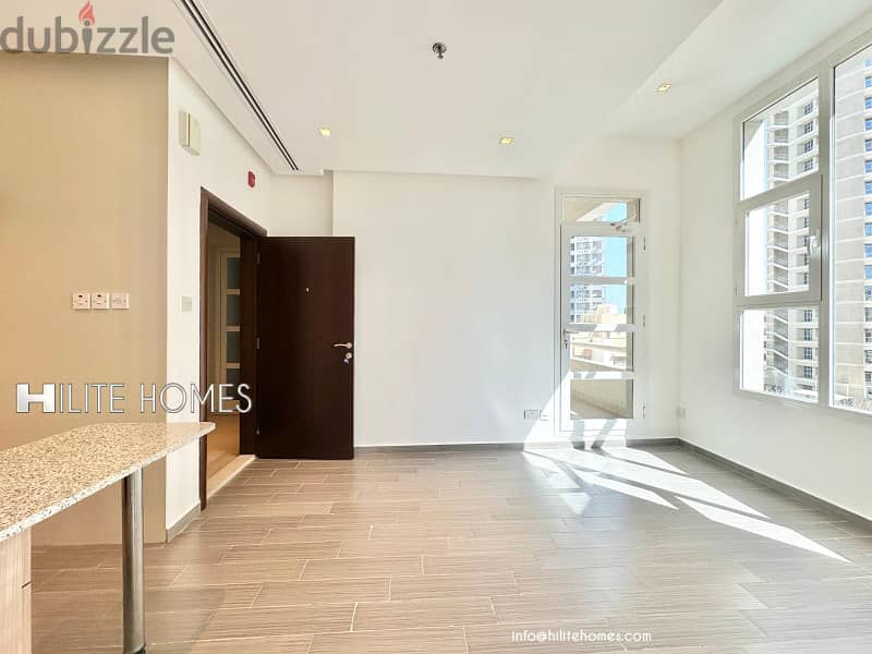 One bedroom apartment with Balcony for rent in salmiya 6