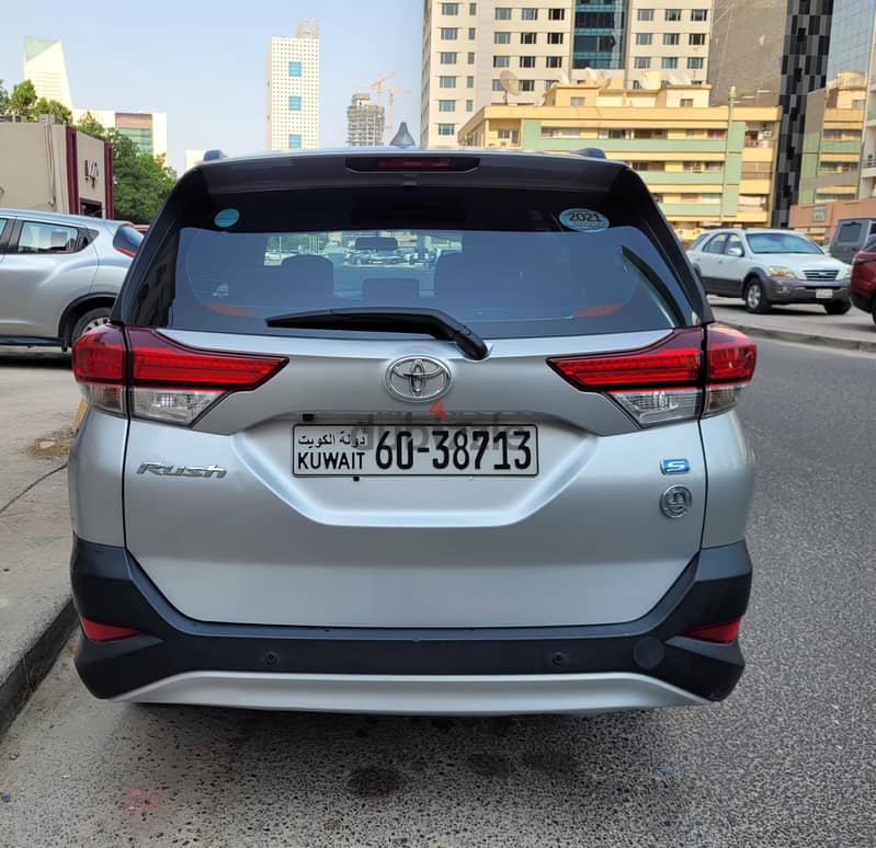 Toyota Rush 2021 3