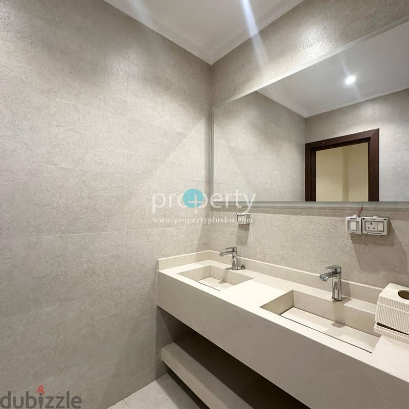 Beautiful Five Bedroom Penthouse for rent in Salmiya 10
