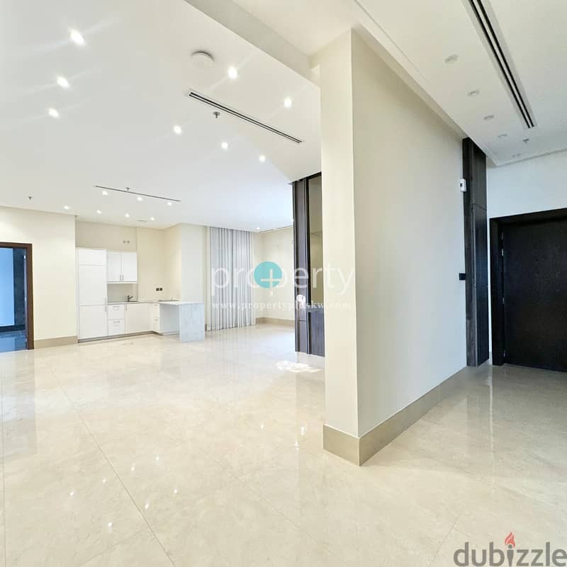 Beautiful Five Bedroom Penthouse for rent in Salmiya 12