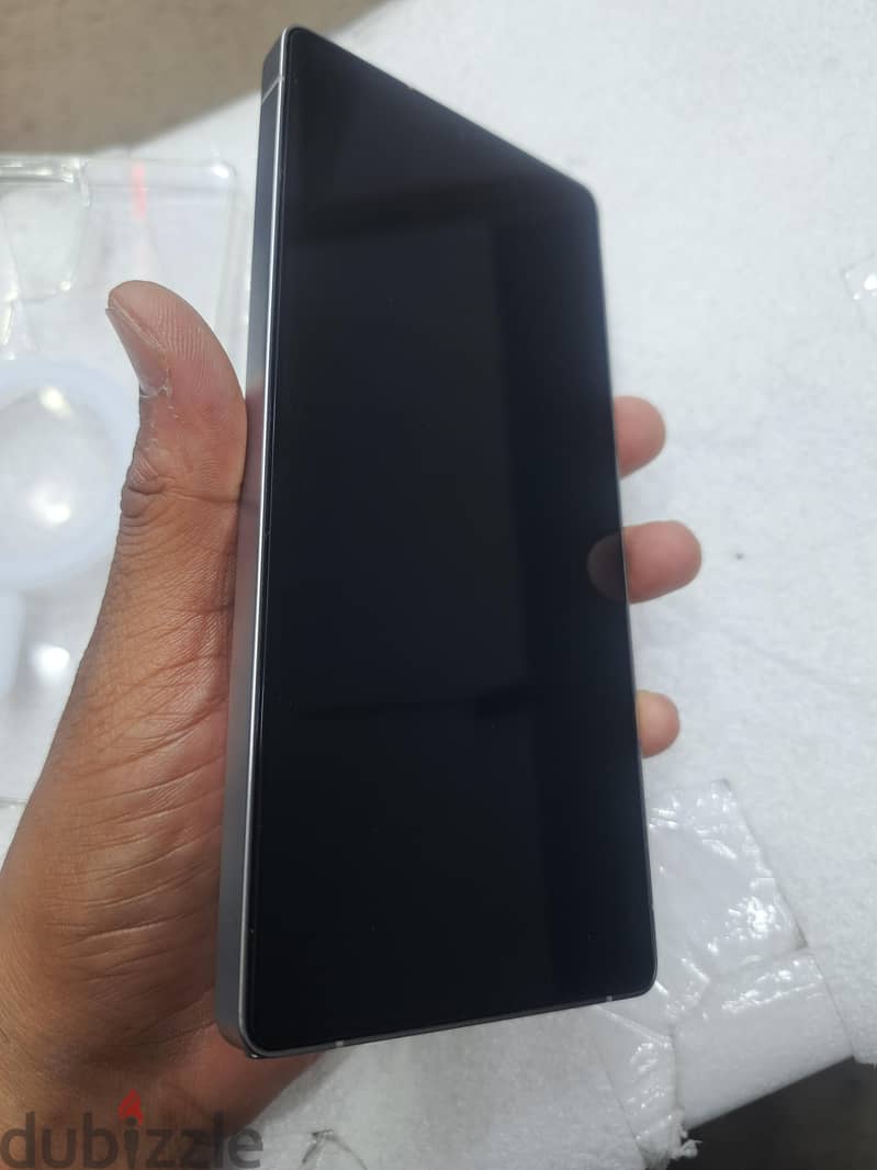 Samsung S25 Ultra 512Gb Like New no scratches No dent same as new 5
