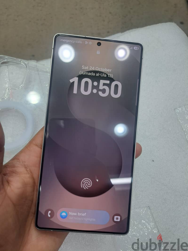 Samsung S25 Ultra 512Gb Like New no scratches No dent same as new 6