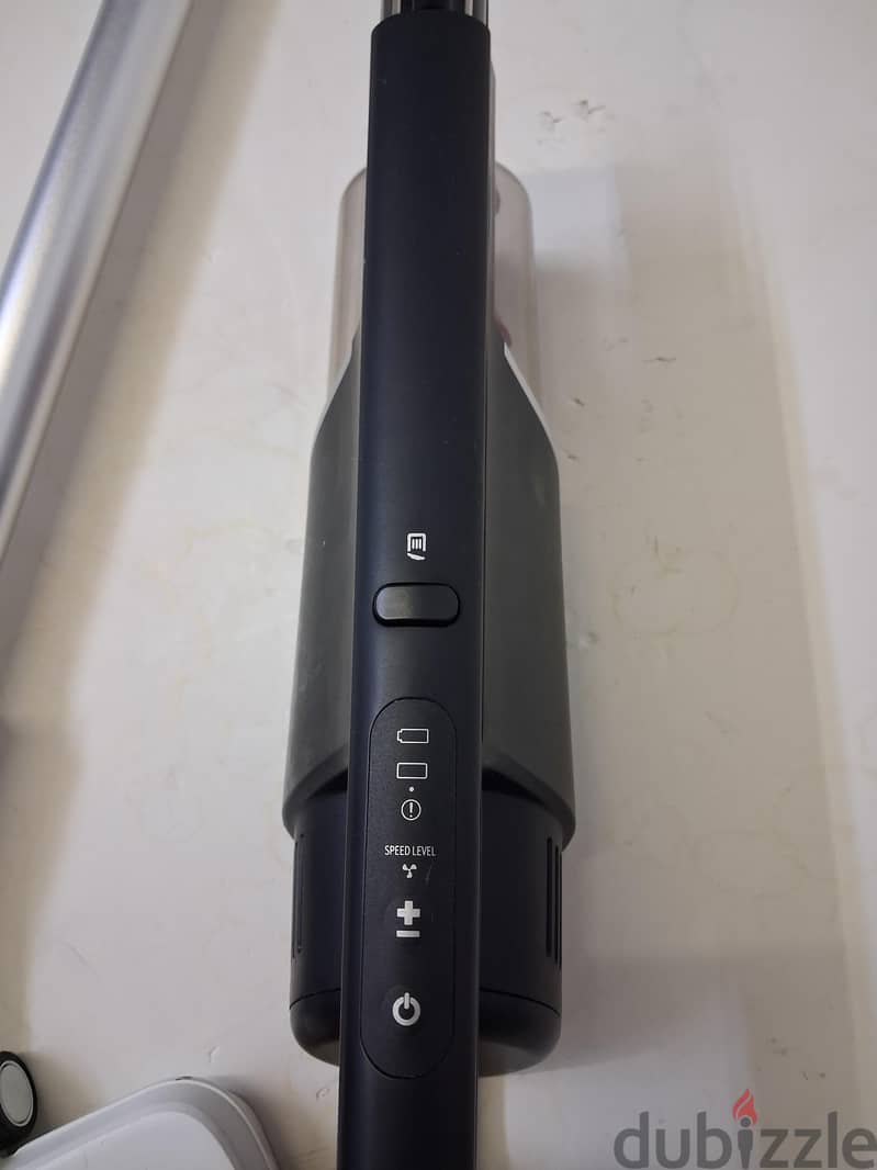 cordless vacuum cleaner 3