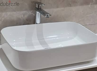 New & nice 5 bedroom floor with balcony in salwa