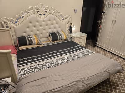 Bedroom set