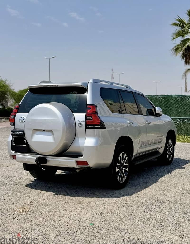 Toyota Prado 2023 1