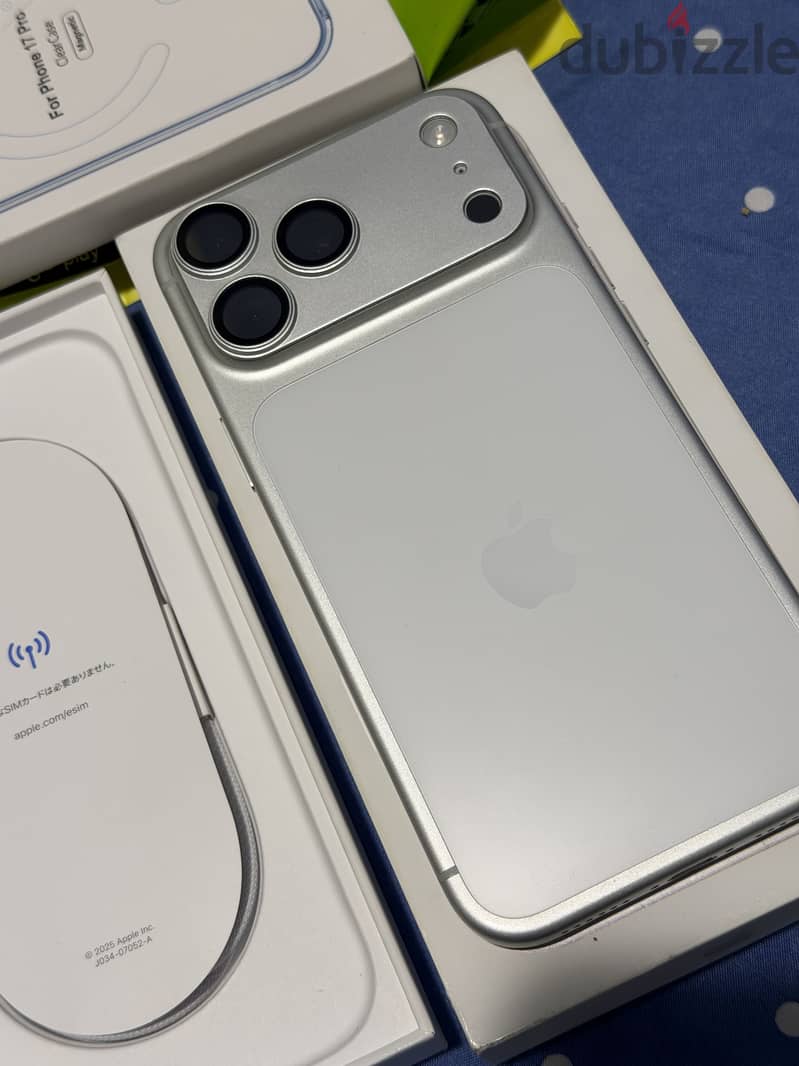 Apple - iPhone Other Model 7