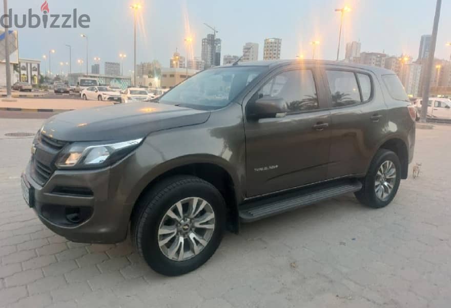 2017 Chevrolet Trailblazer 7 seats excellent condition 4