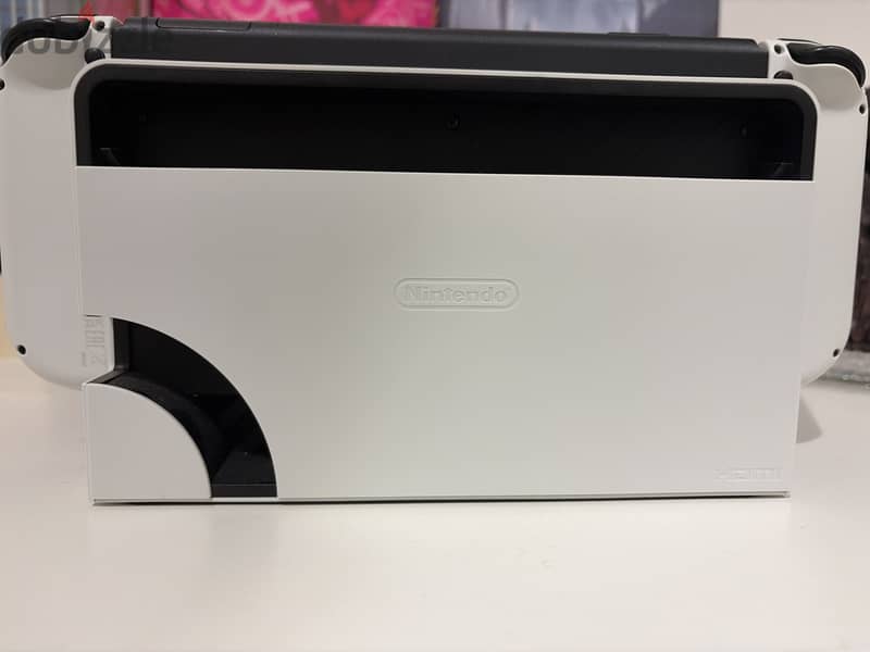 Nintendo Switch OLED barely used 2