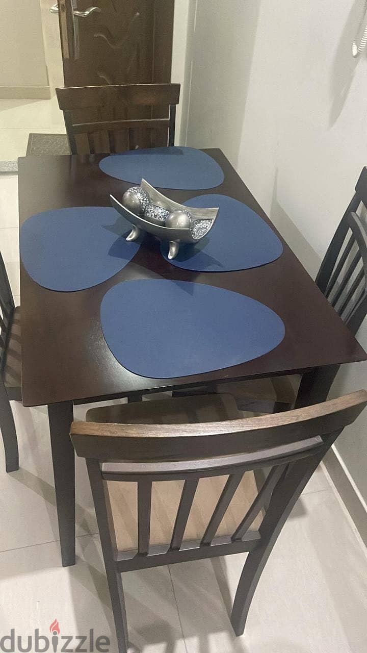 Dining Table with 4 chairs 1