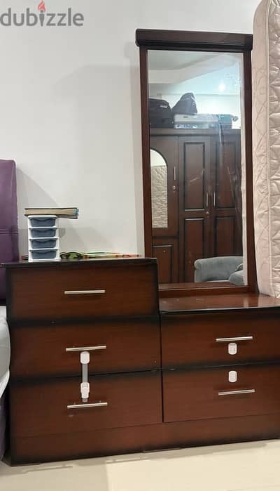 Mirror Cabinet with 5 Drawyers