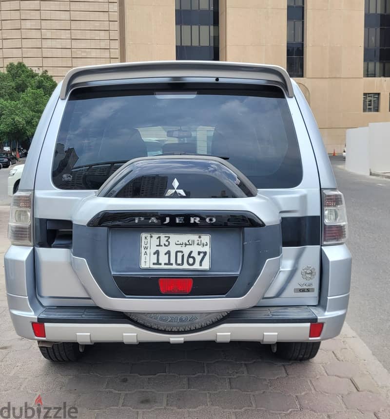 Mitsubishi Pajero 2016 1