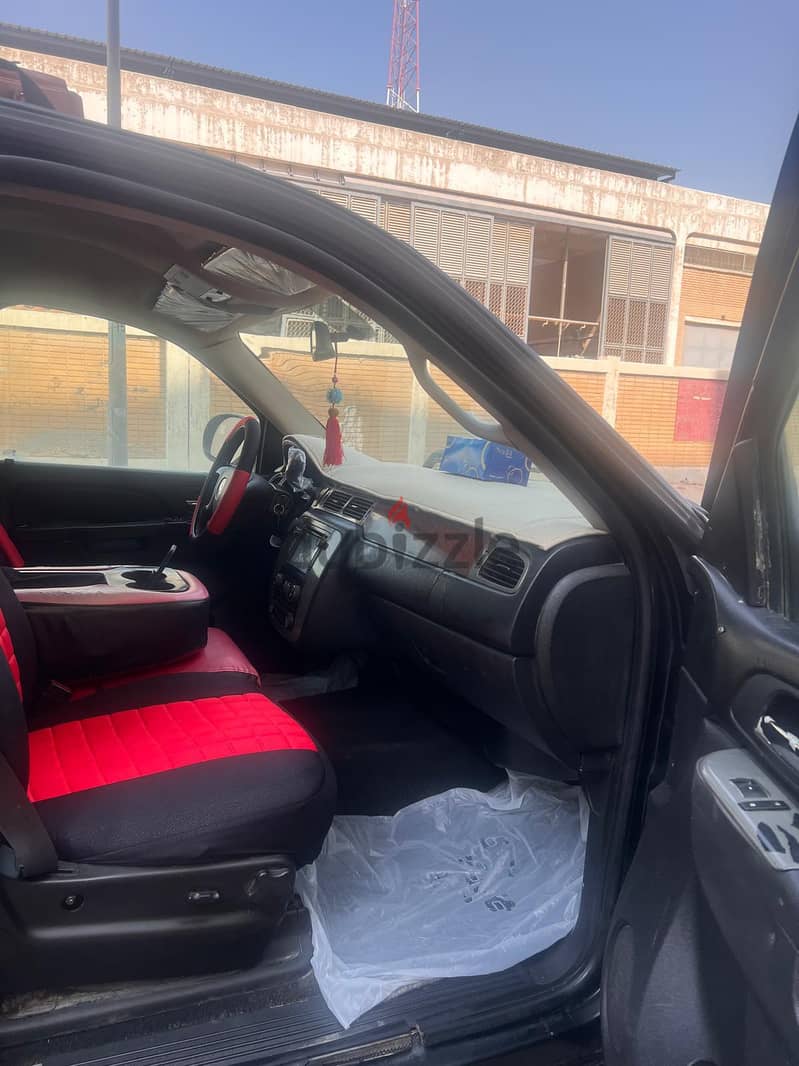 Chevrolet Tahoe 2011 5