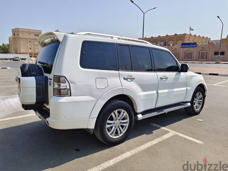 Mitsubishi Pajero 2014 v6 4X4 1 year insurance 3