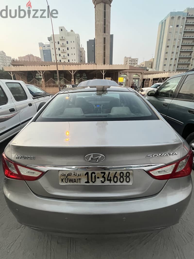 Hyundai Sonata 2011 / 4 cylinder 1