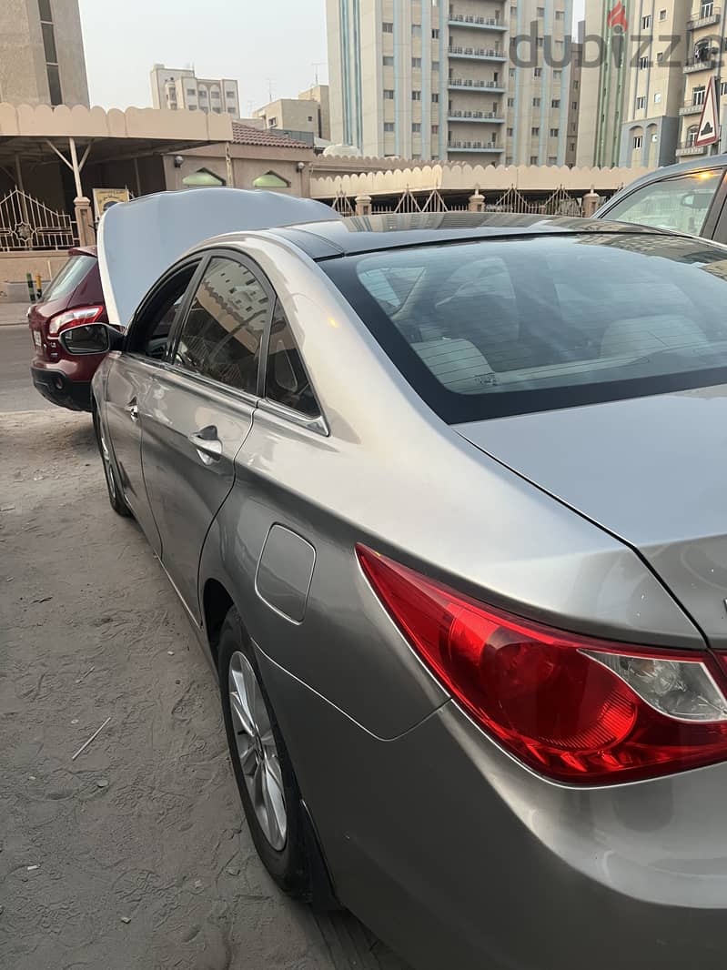Hyundai Sonata 2011 / 4 cylinder 6