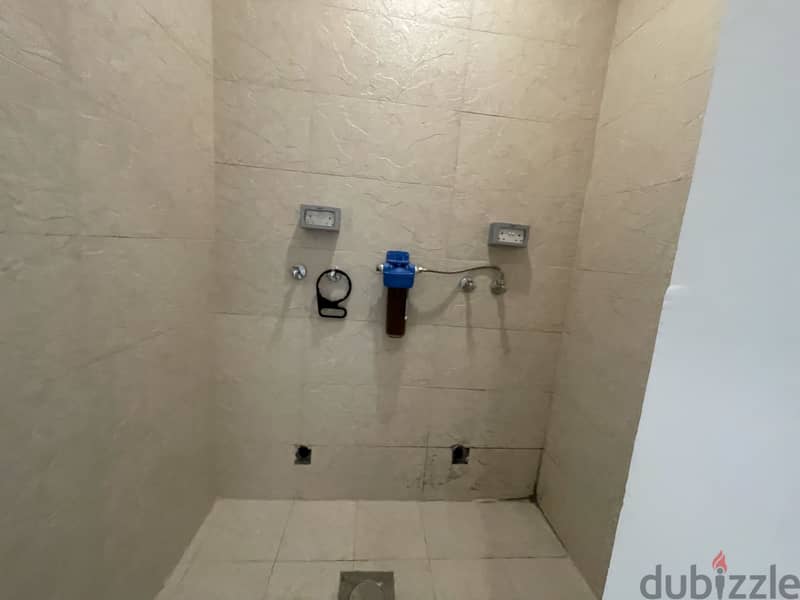 للإيجار دور اول  مشرف 8