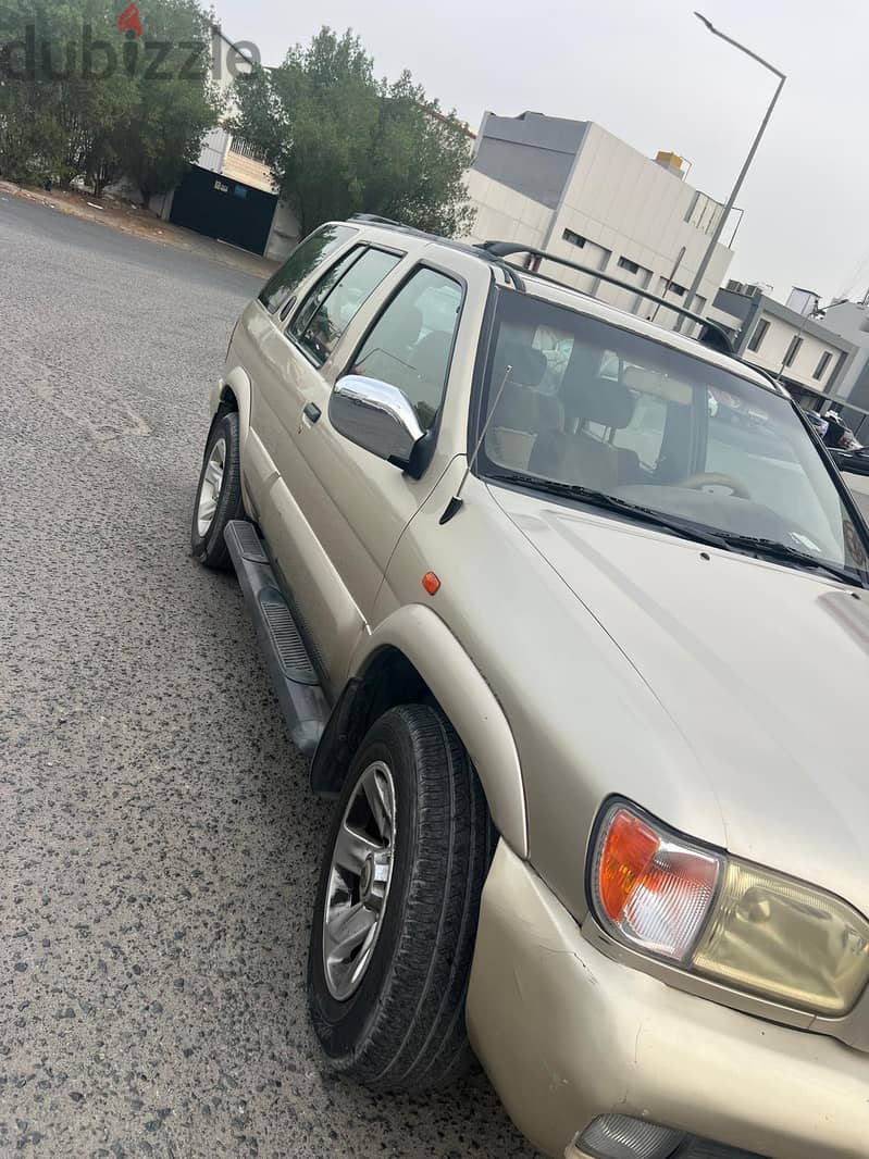 نيسان باثفايندر 2002 4