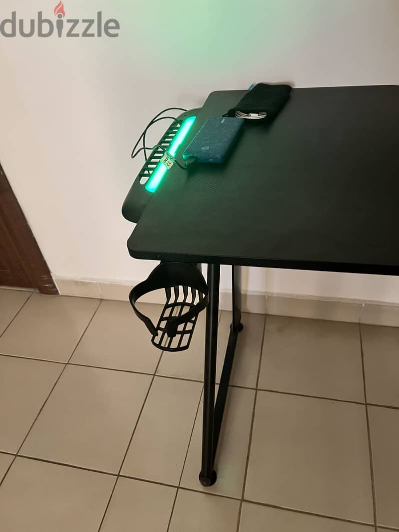 Computer table with LED light for sale 2